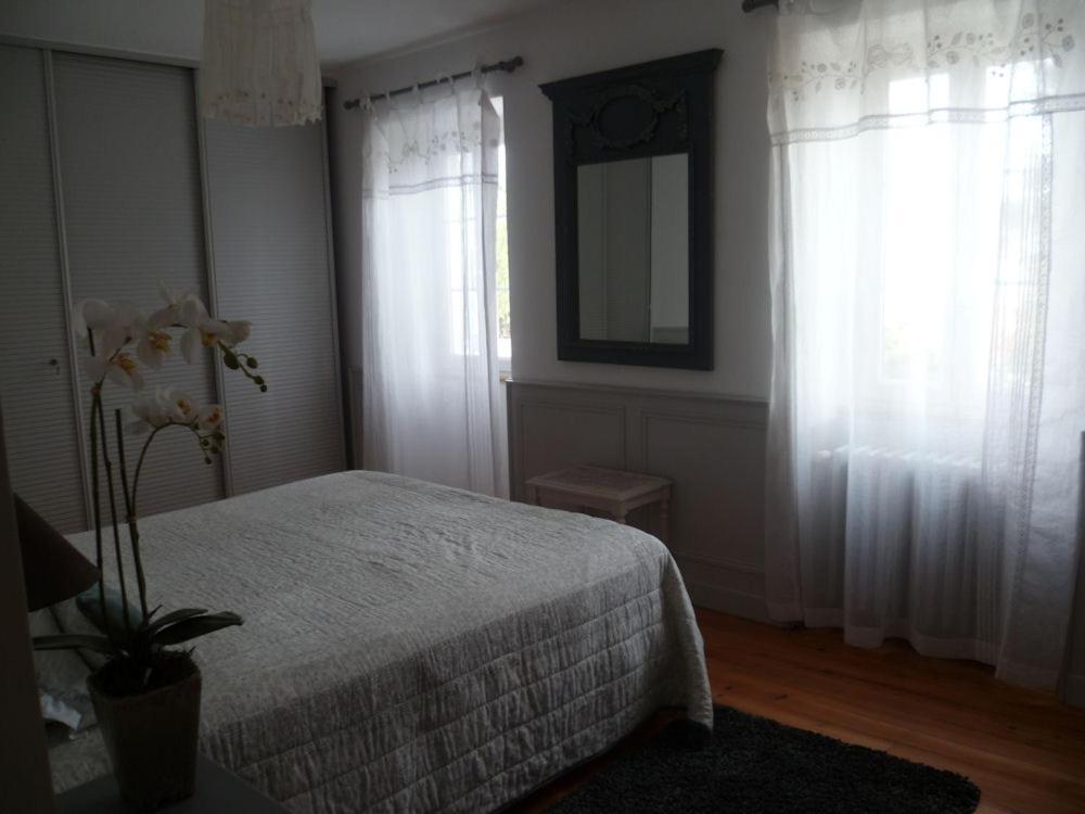 La Tonnelle Fleurie Chambres D'Hotes Sainte-Soulle Exterior photo
